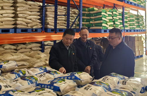 市國資委副主任史本通帶隊到聯(lián)系服務(wù)企業(yè)開(kāi)展調研工作